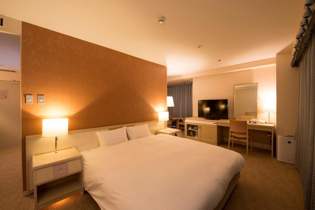 Fukui Phoenix Hotel Quarto foto